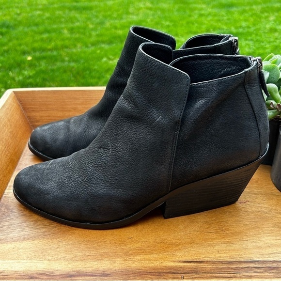 EILEEN FISCHER  “PEER” Suede Booties Heeled Ankle Boots Black | Size 9.5 - Picture 4 of 11